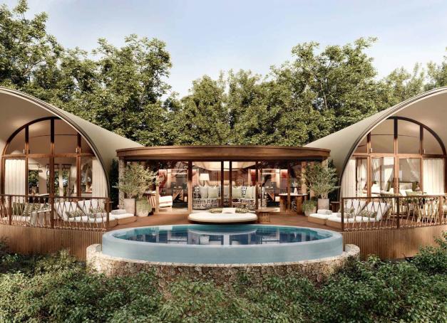 Nouvelle retraite dans la collection Ritz-Carlton, ce camp de luxe isolé ouvre à peine ses portes dans la réserve mythique du Masai Mara. 20 tentes ultra-spacieuses perchées parmi les acacias, une gastronomie locale raffinée, des safaris inoubliables et un spa avec vue sur les plaines. Le tout à deux pas du trajet de la Grande Migration.
