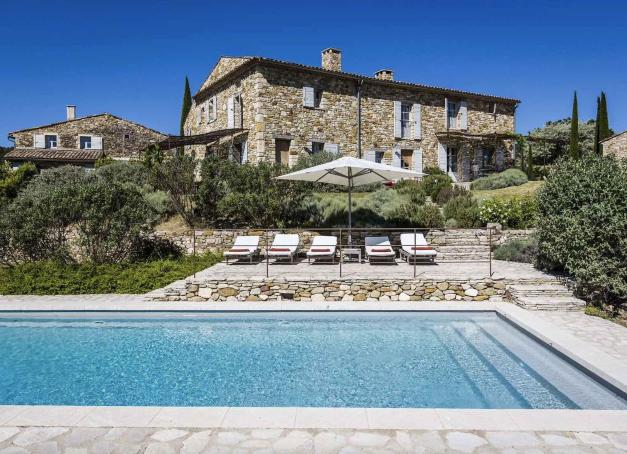 Comme chaque vendredi, YONDER vous emmène pour son voyage en 3 étapes entre destination, hôtellerie et gastronomie. 

