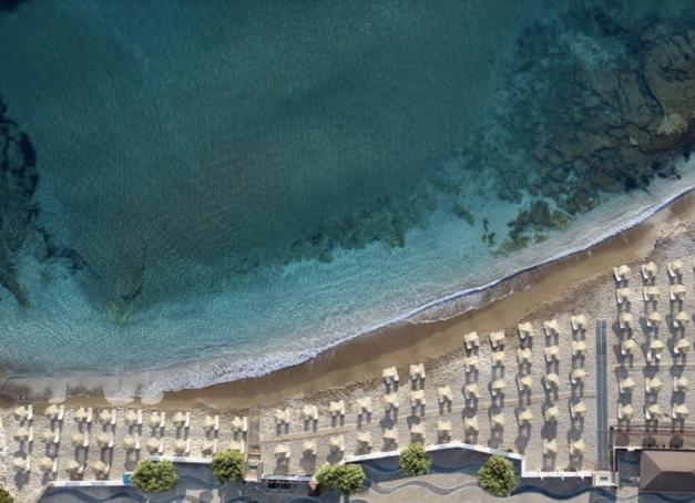 Lors de sa réouverture printanière, le Creta Maris Resort présente ses nouvelles offres hôtelières ainsi que ses espaces rénovés. 