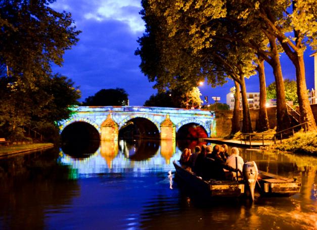 Des célébrations pour découvrir le champagne « in situ » aux illuminations du Patrimoine régional classé à l’UNESCO en passant par les incontournables Fêtes Johanniques, on fait un point complet sur l’actualité 2017 en Champagne.