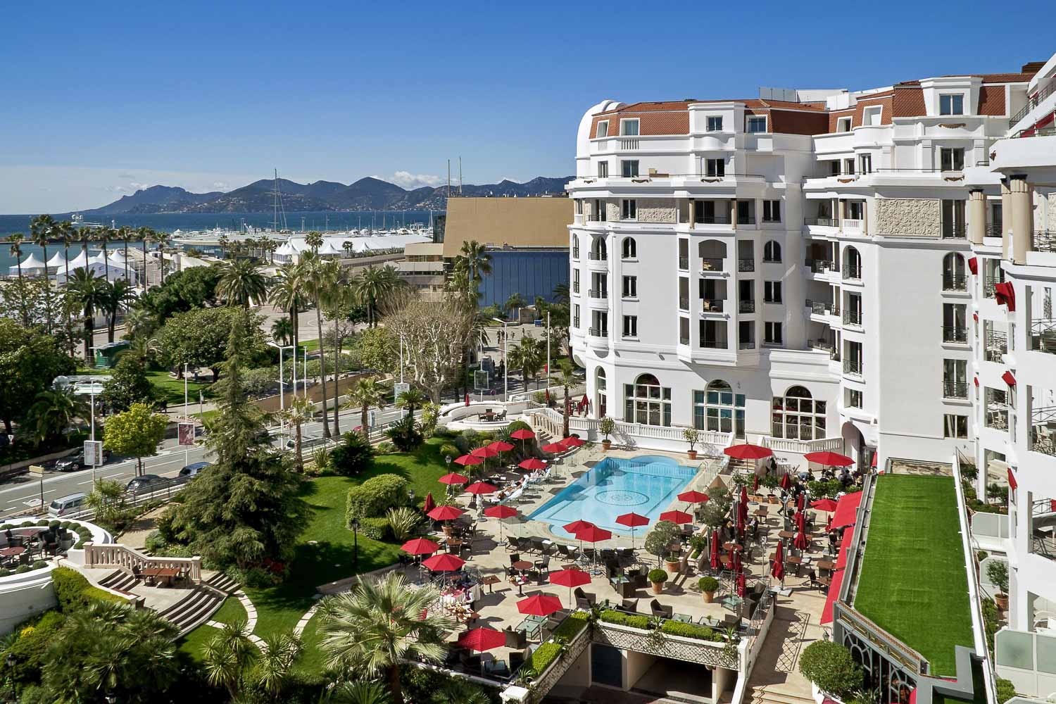 30. Le Majestic Hôtel Barrière, Cannes Les 30 plus beaux hôtels de France